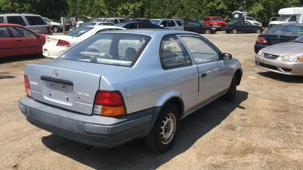 Descargar Manual de Propietario TOYOTA Tercel 1996