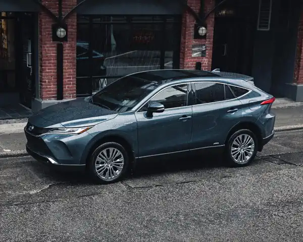 Descargar Manual de Propietario TOYOTA Venza Hibrido 2023