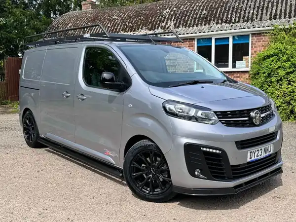 Descargar Manual de Propietario VAUXHALL Vivaro C 2023