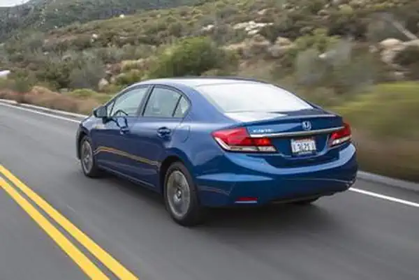 Descargar Manual de Propietario HONDA Civic 2014
