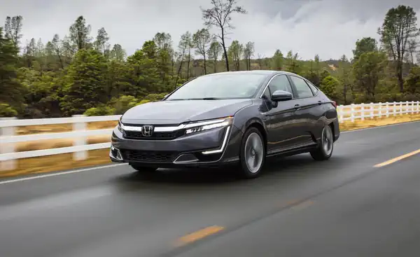 Descargar Manual de Propietario HONDA Clarity Plug In Hybrid 2018