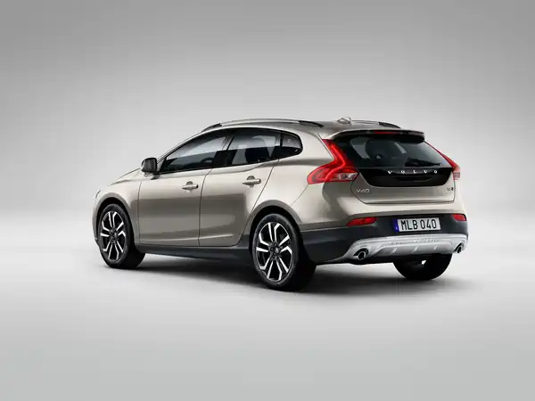 Descargar Manual de Propietario VOLVO V40 Cross Country 2019 en Español PDF Gratis