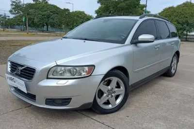 Descargar Manual de Propietario VOLVO V50 2008 en Español PDF Gratis