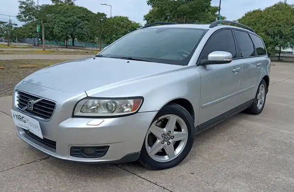 Descargar Manual de Propietario VOLVO V50 2008 en Español PDF Gratis