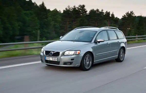 Descargar Manual de Propietario VOLVO V50 2012 en Español PDF Gratis