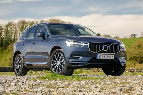 Descargar Manual de Propietario VOLVO XC60 Twin Engine 2018 en Español PDF Gratis