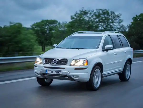 Descargar Manual de Propietario VOLVO XC90 2014 en Español PDF Gratis