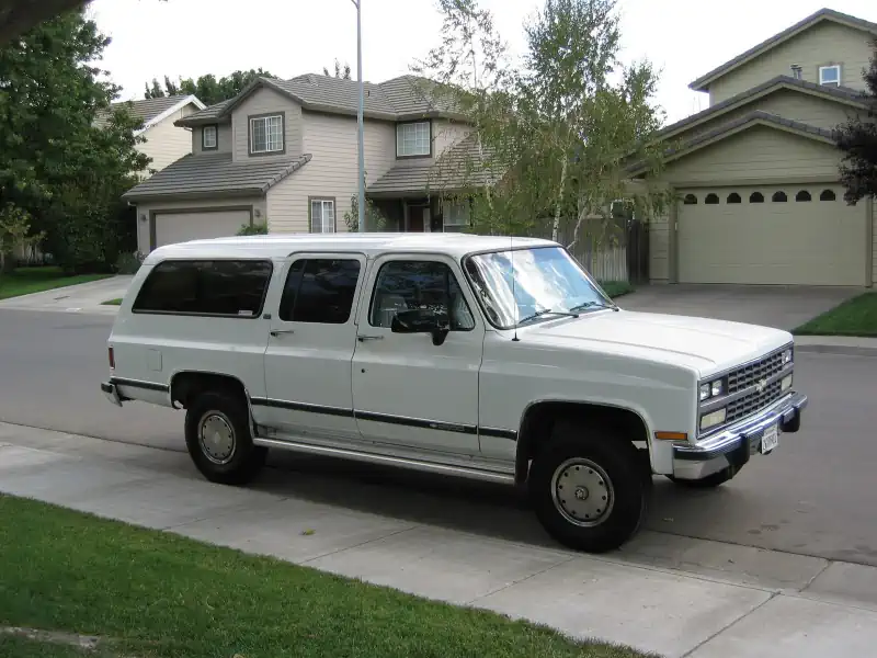 Descargar Manual de Taller Chevrolet Suburban 1991 PDF Gratis