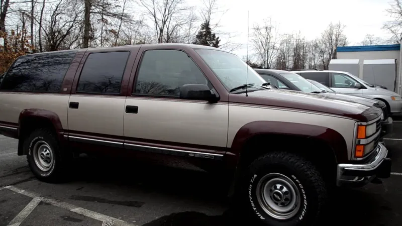 Descargar Manual de Taller Chevrolet Suburban 1993 PDF Gratis