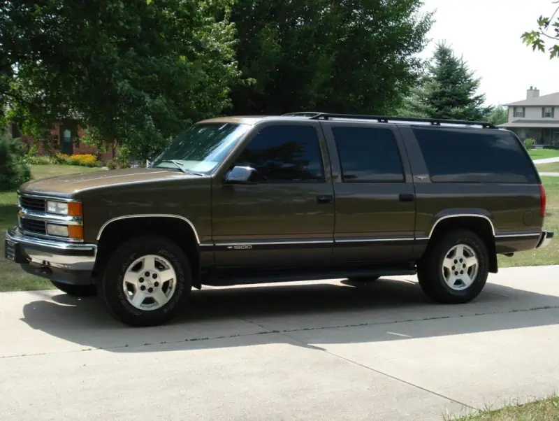 Descargar Manual de Taller Chevrolet Suburban 1997 PDF Gratis