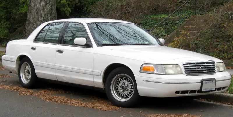 Descargar Manual de Taller Ford Crown Victoria 2011 PDF Gratis