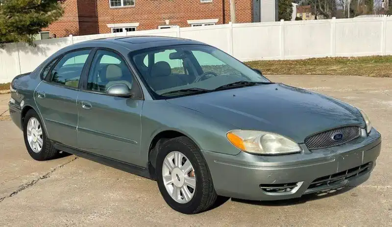 Descargar Manual de Taller Ford Taurus 2006 PDF Gratis