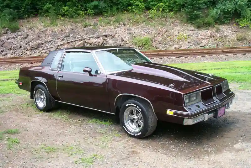 Descargar Manual de Taller Oldsmobile Cutlass 1981 PDF Gratis