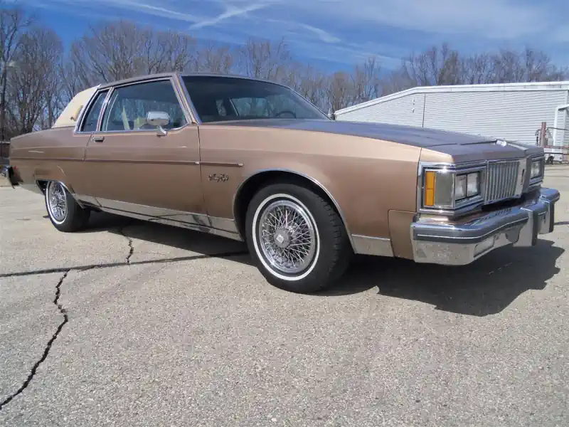 Descargar Manual de Taller Oldsmobile Ninety Eight 1982 PDF Gratis