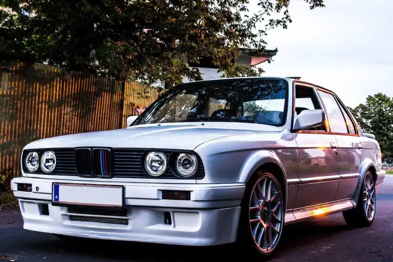 Descargar Manual de Taller BMW 325i 1990 PDF Gratis
