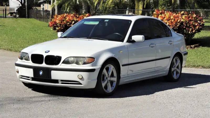 Descargar Manual de Taller BMW 330xi 2004 PDF Gratis
