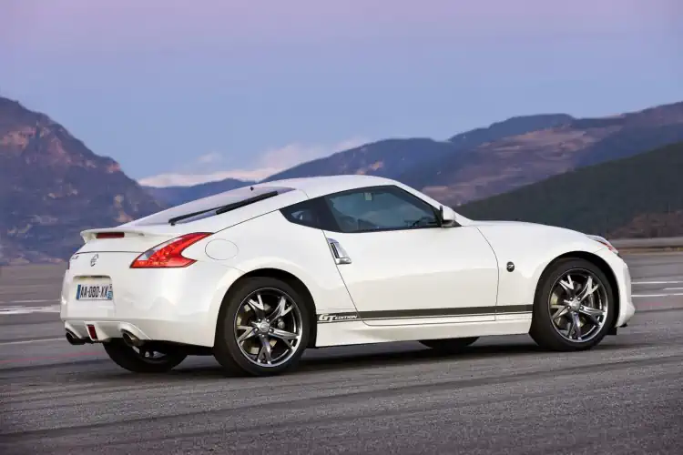 Descargar Manual de Taller Nissan 370z 2011 PDF Gratis