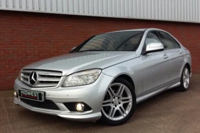 Descargar Manual de Taller Mercedes-Benz C 220 CDI Berlina 2008-2014 PDF Gratis